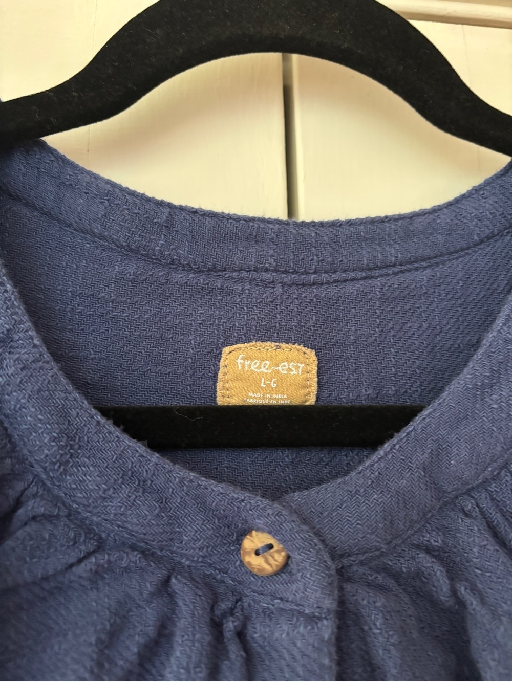 Free People Free-est Summer Vibes Ruffle Neck Button-Down Top Navy Peony Large - Picture 6 of 16